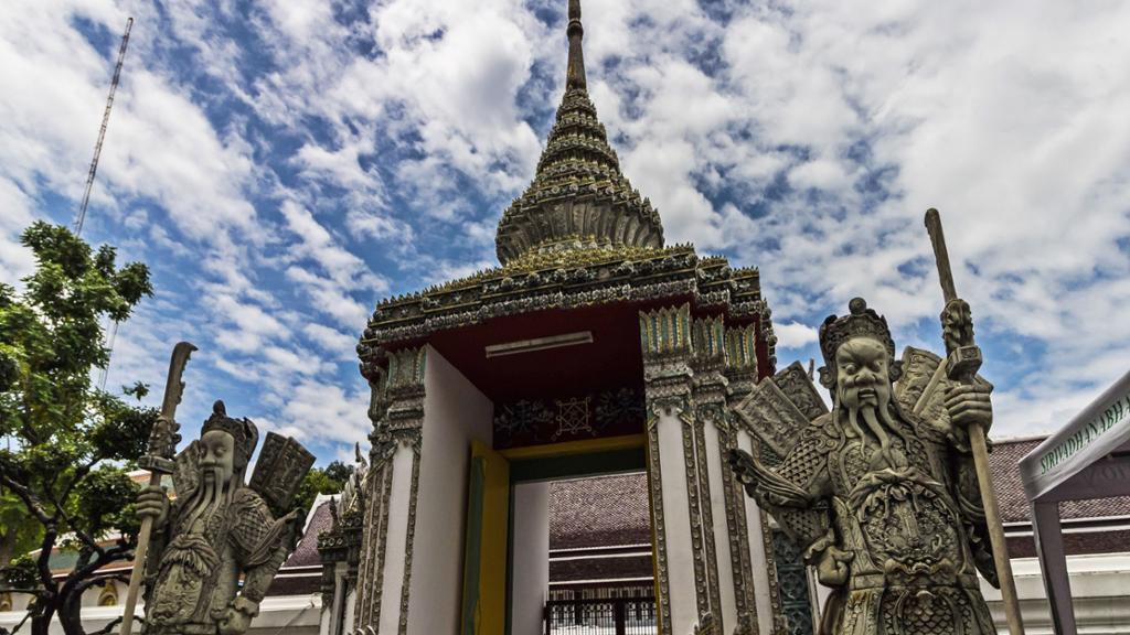 Bangkok Temples - Half-Day Tour - Image 5